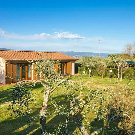Orlando With Private Pool Near Lucca Ferienhaus *